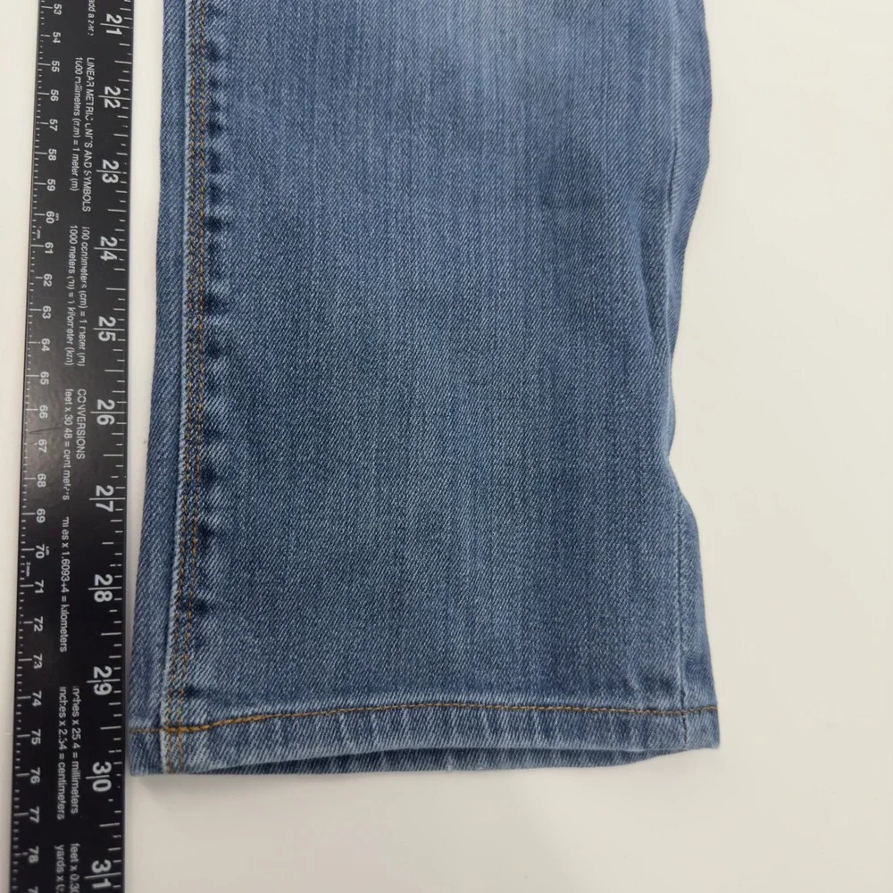 BOSS Hugo Boss Maine Mens 33x32 * Distressed Blue Stretch Denim Straight Jeans